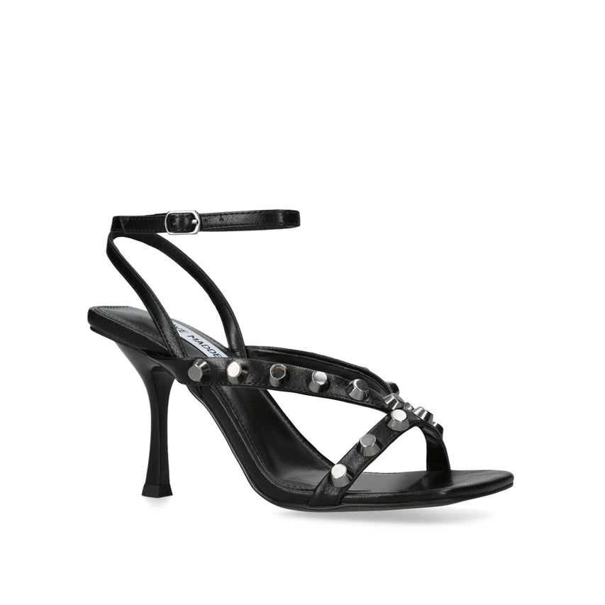 ADALINE 032 BLK W/T STUDS