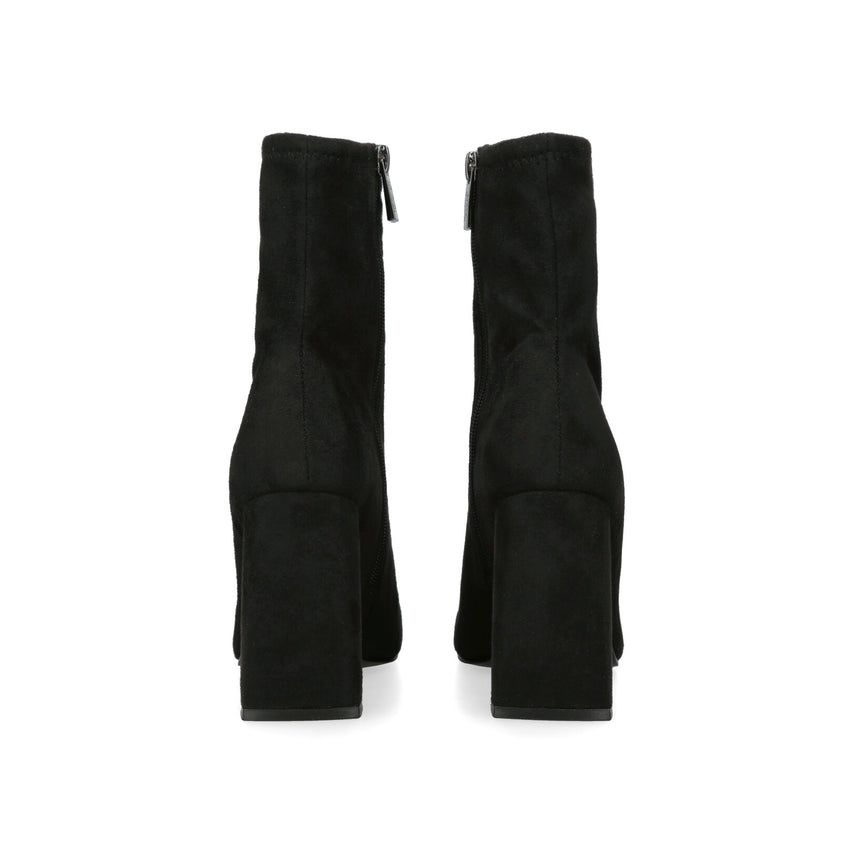 TRAVERSE 001  BLACK