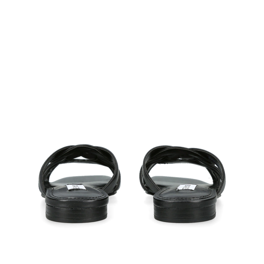 VCAY  017  BLACK LEAT