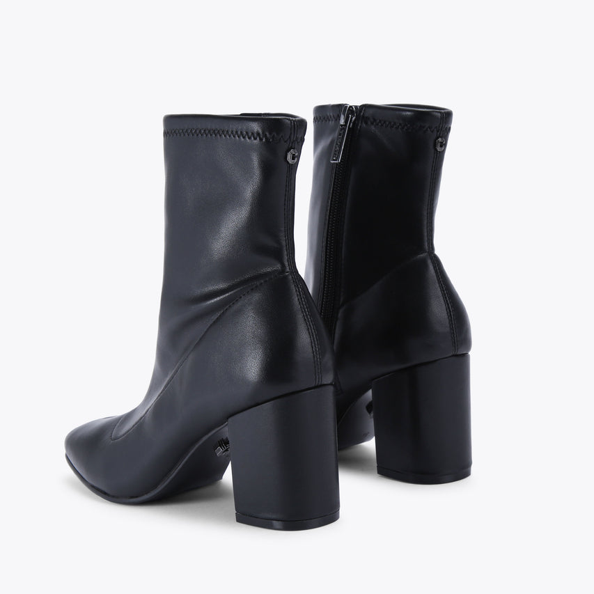 STRUT ANKLE