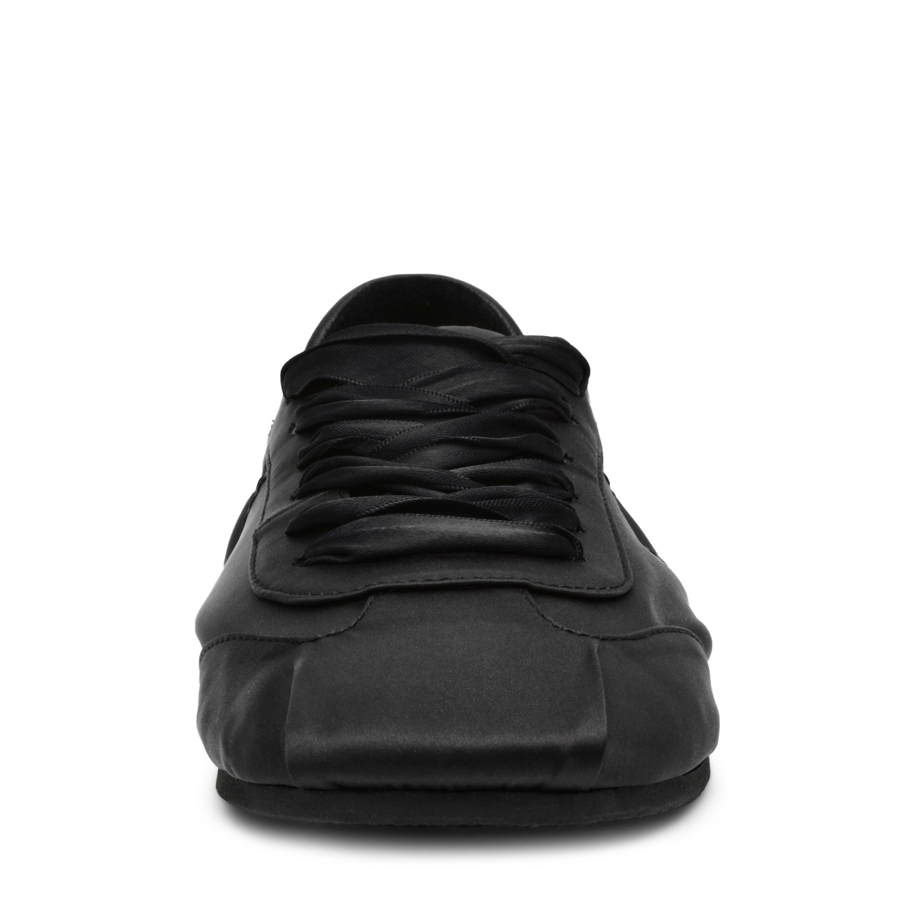 Artiste Trainer BLK SATIN